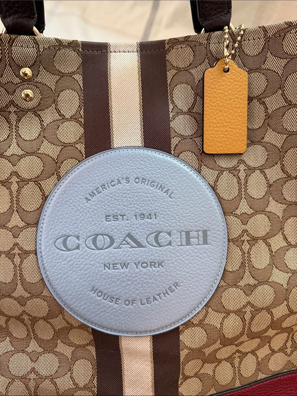COACH Dempsey Tote Bag 40 In Signature Jacquard With Stripe And Coach Patch - Picture 3 of 14